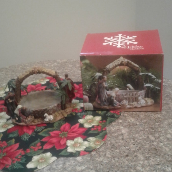 CHRISTMAS Nativity basket - Picture 3 of 4